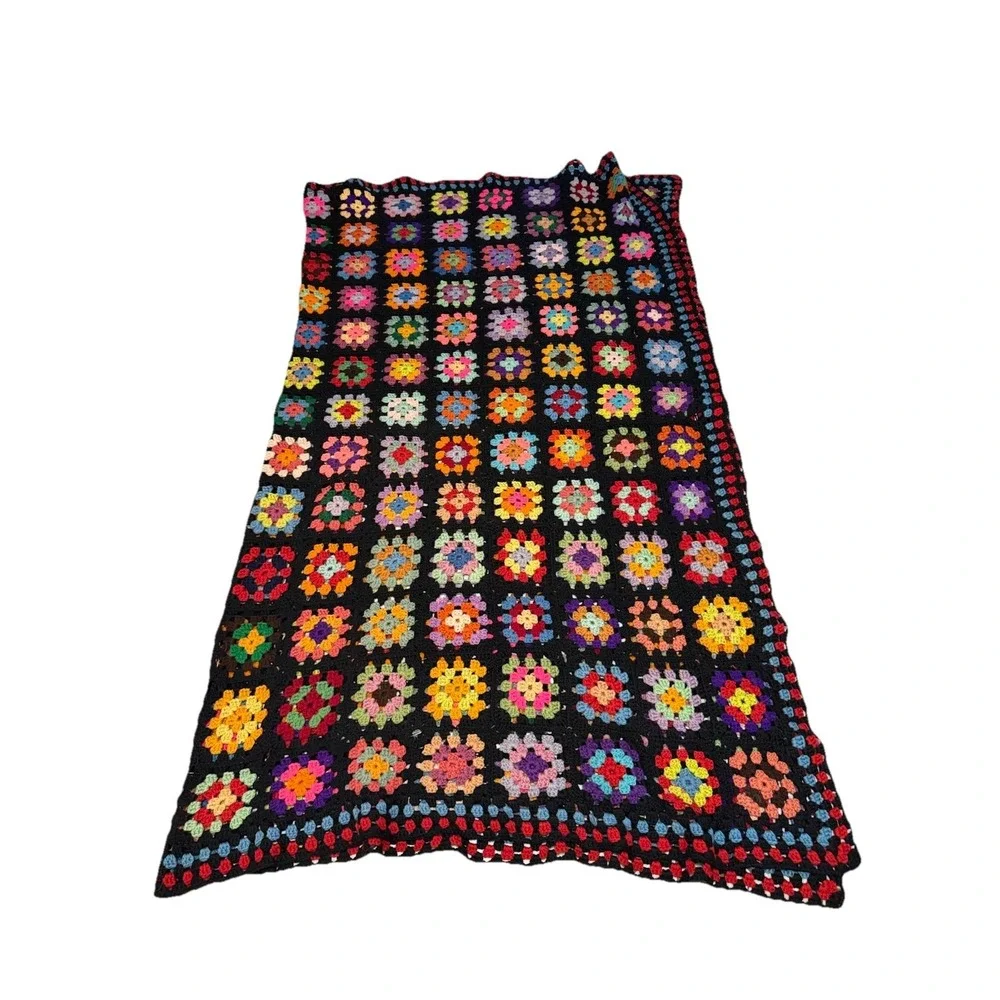VTG‎ Crochet Roseanne Granny Square Afghan Throw  Cottagecore ~160